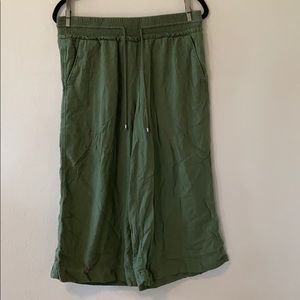 Time and Tru wide leg crop drawstring pants